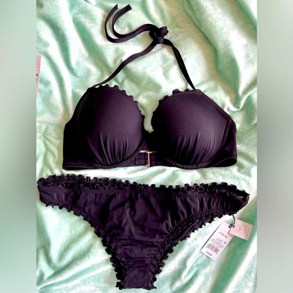 NWT Shade & Shore bikini set. 36C underwire top. L (12-14) scrunch-back bottom